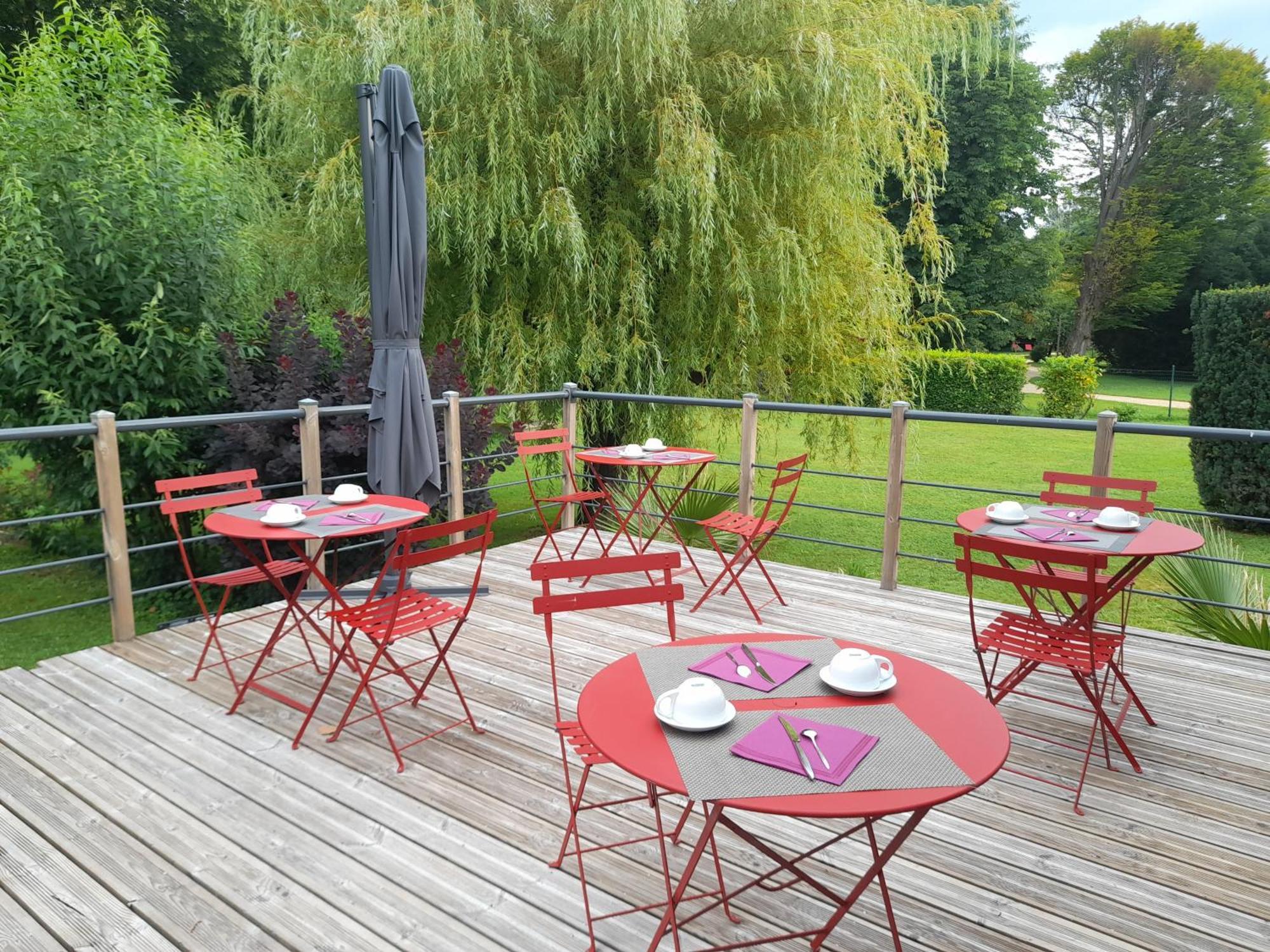 Hotel Quai Des Pontis Коньяк Экстерьер фото