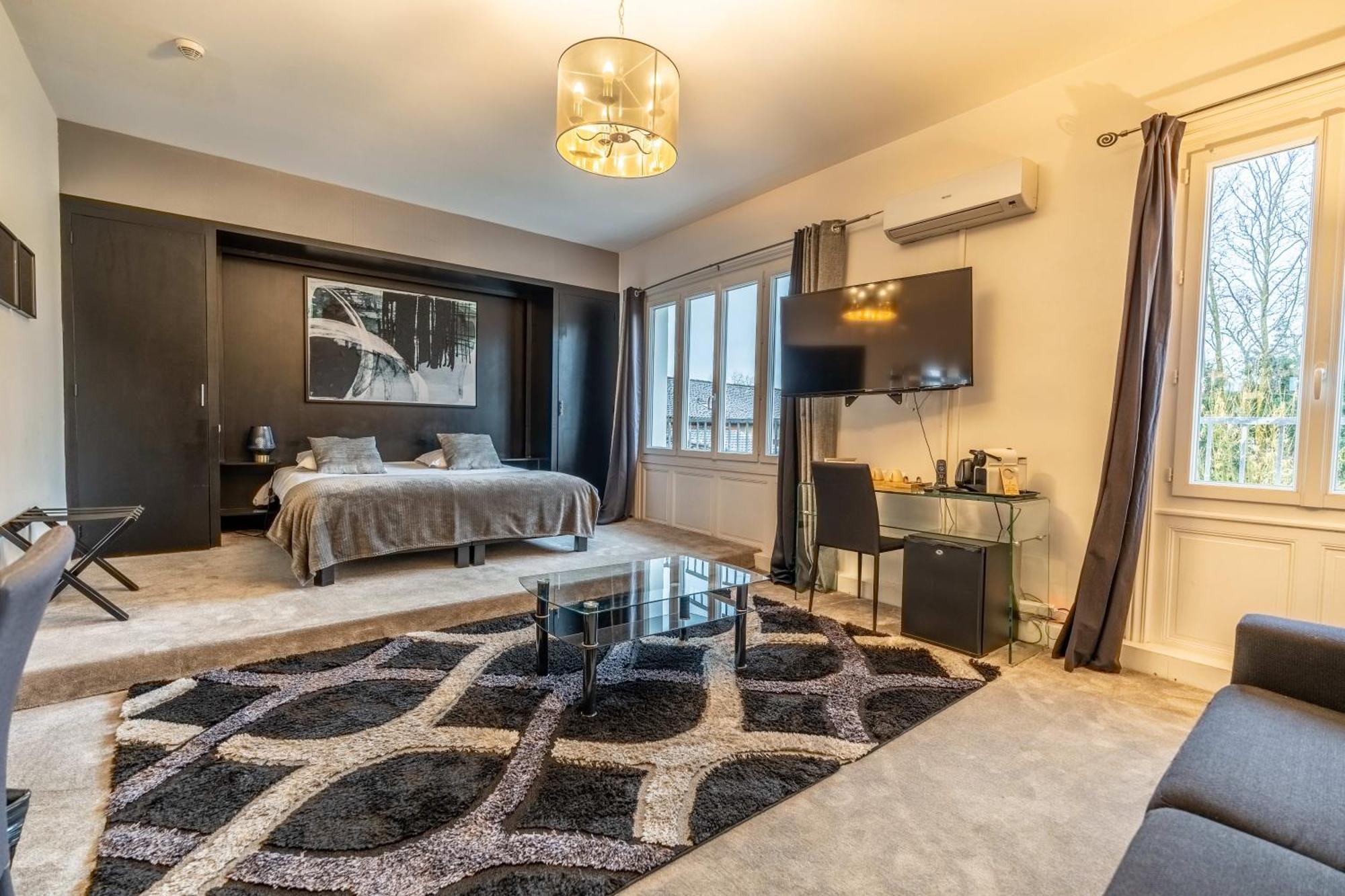 Hotel Quai Des Pontis Коньяк Экстерьер фото