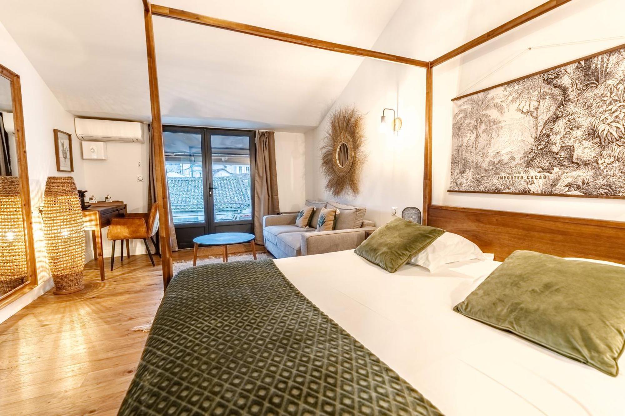 Hotel Quai Des Pontis Коньяк Экстерьер фото